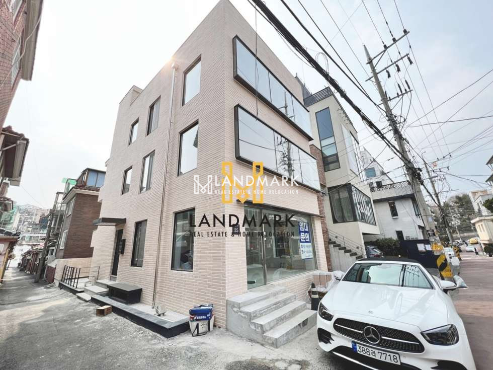 서울 용산구 이태원동 이태원 장진우거리 신축 통임대 도로변 몫 아주 좋은 건물 월세 매물번호 14086 사진 1