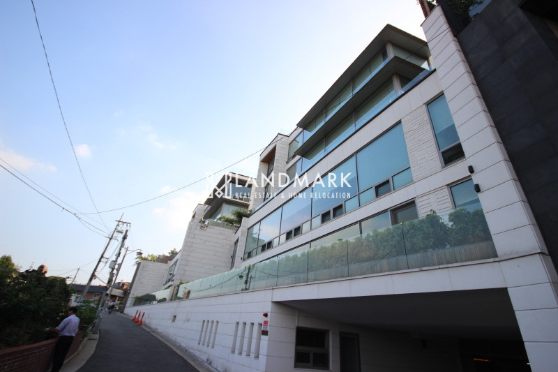 서울 용산구 한남동 유엔빌리지 고급빌라 더하우스 매매 매물번호 11690 사진 3